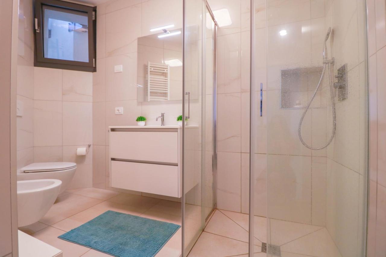 H11 Luxury 9A - Porto - Piscina - Jacuzzi Διαμέρισμα Santo Stefano al Mare Εξωτερικό φωτογραφία