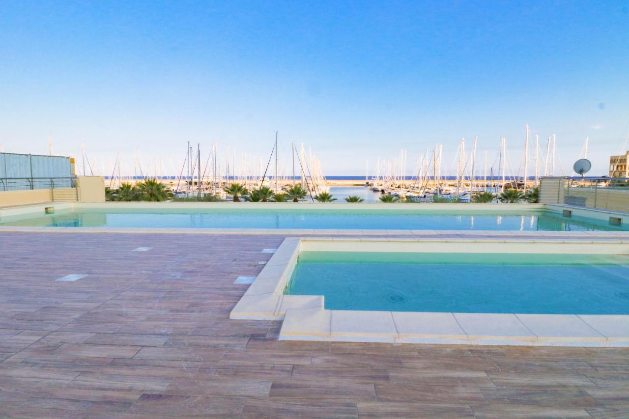H11 Luxury 9A - Porto - Piscina - Jacuzzi Διαμέρισμα Santo Stefano al Mare Εξωτερικό φωτογραφία