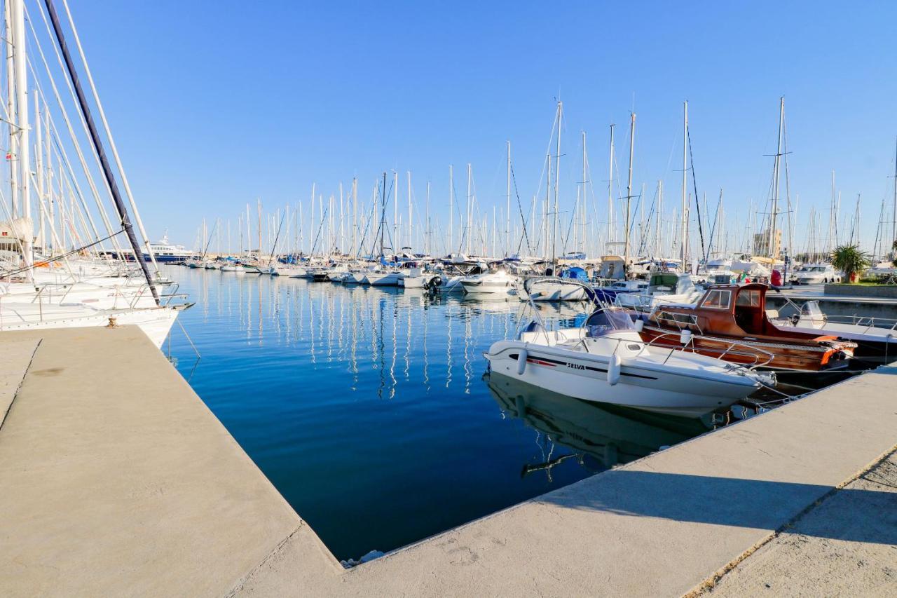 H11 Luxury 9A - Porto - Piscina - Jacuzzi Διαμέρισμα Santo Stefano al Mare Εξωτερικό φωτογραφία